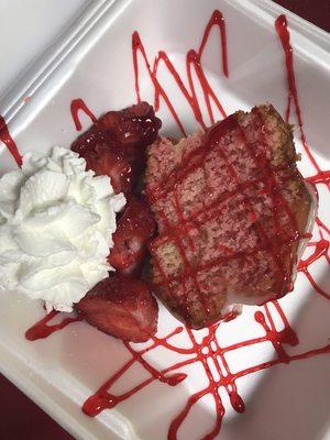 Strawberry Creme Cake with Fresh Strawberries