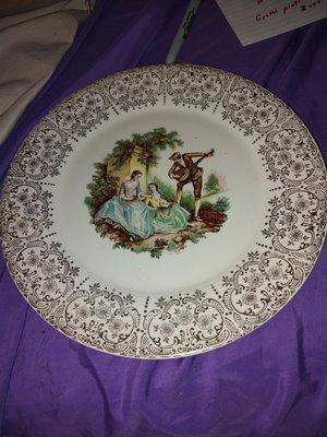 Do you all buy 19th century China plates