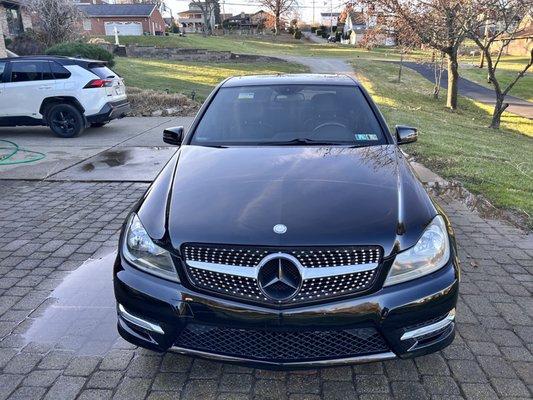 Mercedes Benz c300 luxury version!