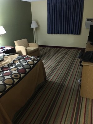 Room is huge !