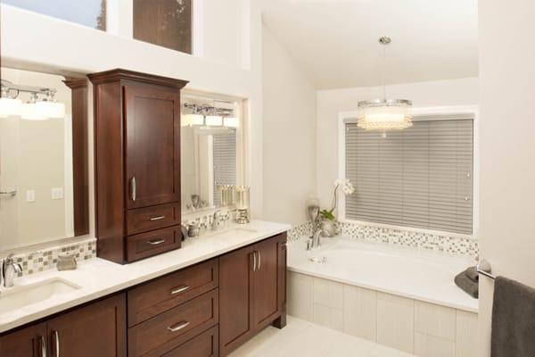 Contemporary bathroom