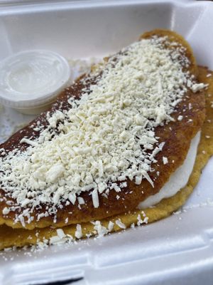 Cachapa with cheese