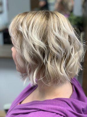 Full balayage highlighting + haircut