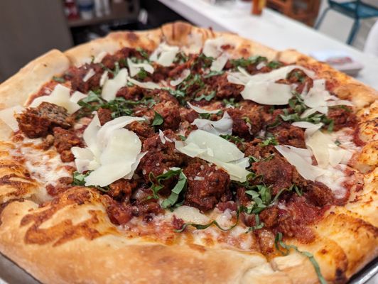 Meatball Bolognese special pizza