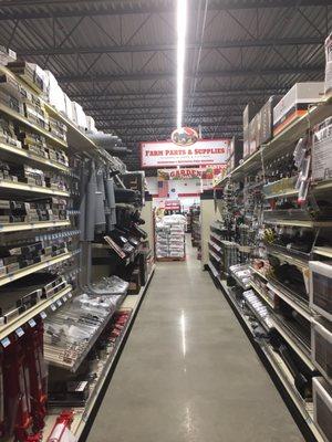 Tractor Supply Co of Millis -- 1313 Main Street / Route 109, Millis            Interior