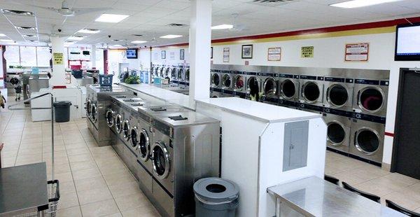 24/7 Coin Laundry