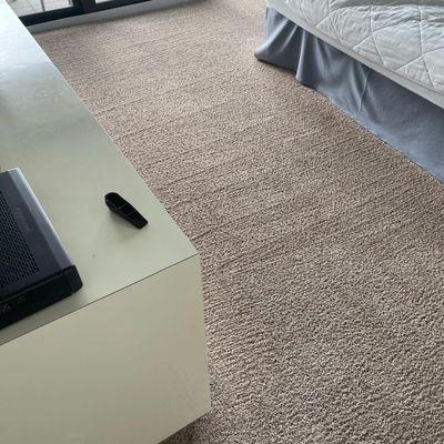 Bedroom carpet cleaning