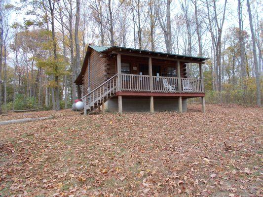 Cabin D is a one-room cabin that is very secluded with satellite TV, hot tub and gas grill.