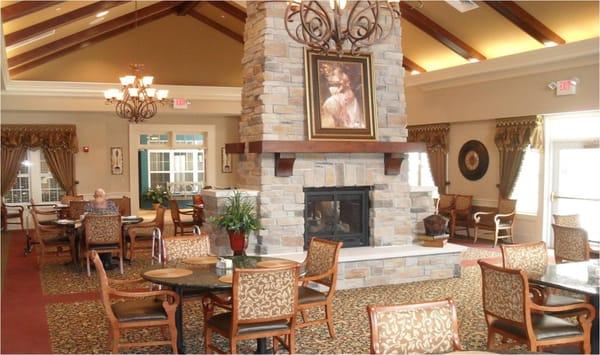 Woodlands Assisted Living grand dining room.