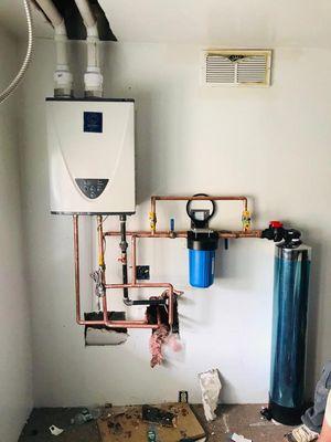 water filtration system plus boirles tankles.