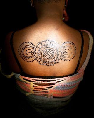 Back henna