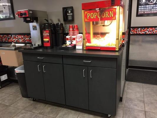 Care for some delicious popcorn with that coffee?  There's also a coke machine ($.75 ea.).