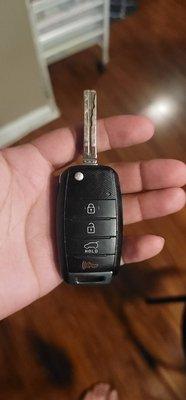 Copy and program Kia key