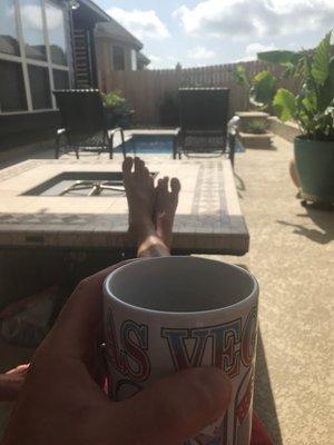 Morning coffee poolside!