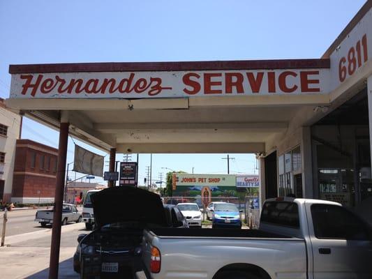 View of entrance southbound on Santa Fe