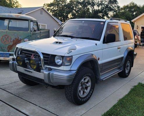 Thank you Vans From Japan for this ultra clean 1994 Pajero. Jacob was super helpful and super friendly. I super satisfied with my purchase