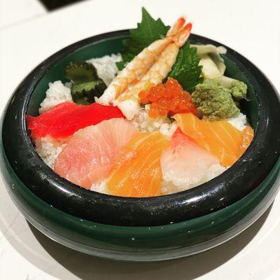 Chirashi Donburi