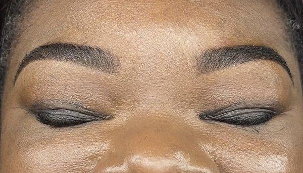 Service: Henna Brows, Thread & Style