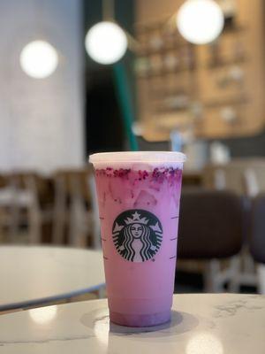 Dragon drink, venti size, less ice