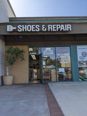 Diamond Bar Shoe & Repair