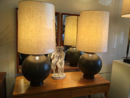 Pair large pottery lamps attributed to Bob Kinzie for Affiliated Craftsman