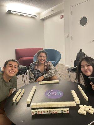 Mahjong with friends in south 5th lounge