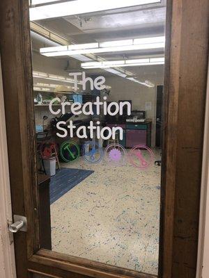 New creation station area! Love the cricut making classes. So many classes/workshops to choose