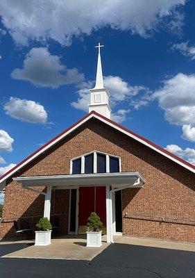 Jesus loves you! And this is a pretty picture of the front of the church.