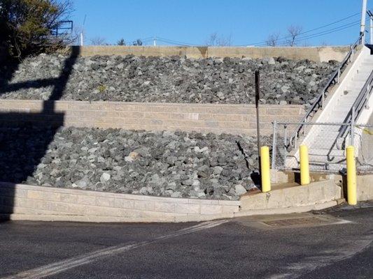 Newly Installed Retaining wall with Pavers at the Staten Island Advance