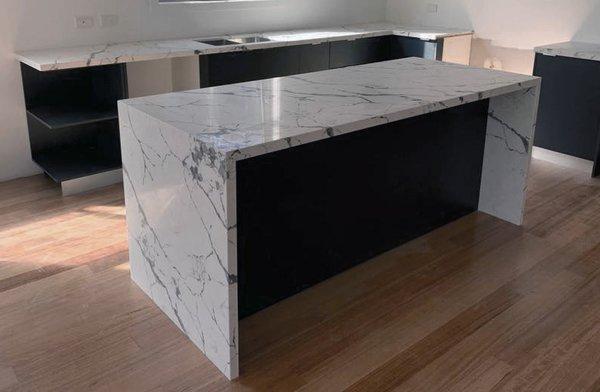 quartz countertops white