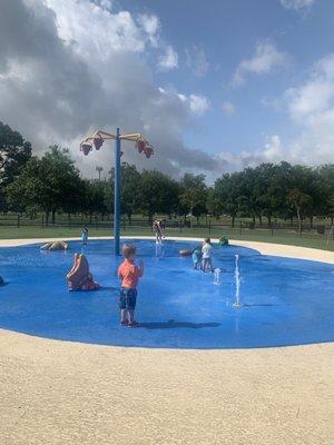 Splash pad