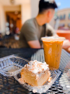 Coffee Cake + Viet Coffee | IG @smn.eats