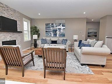 Marshalltown Builders' Home -Great room Staging