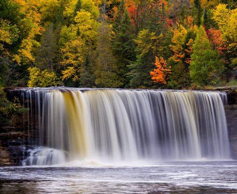 Upper Tahquamenon Falls in October