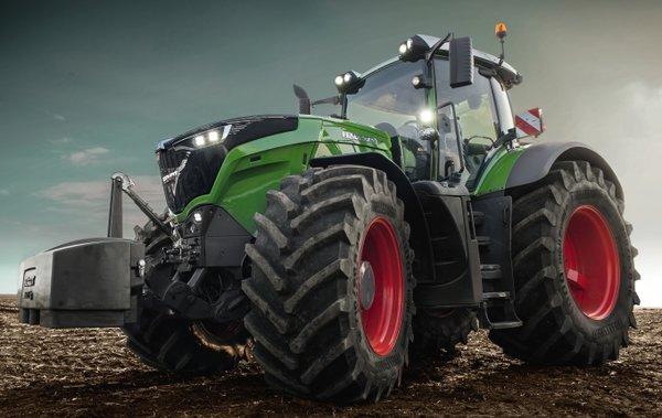 Fendt 1000 Series Tractor