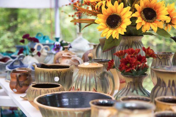 Pottery by Buddy Dobbins at KGAC Fall Fair 2016 (photo courtesy of Berea Tourism)