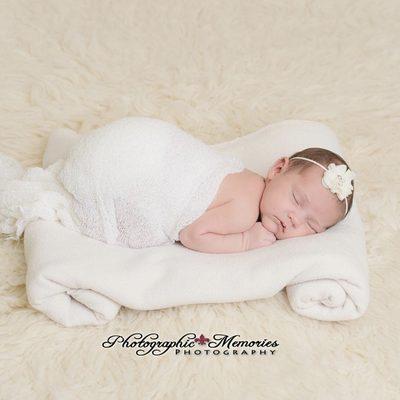 Backdrop: Cream Flokati Rug
Newborn Session with Props