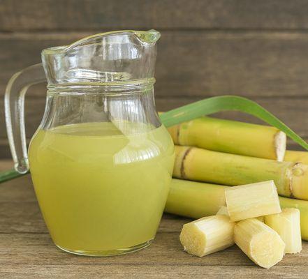 100% Pure Sugarcane Juice Cold Pressed. No additives, no sugars, no water, no preservatives. Not from a concentrate. Pure goodness!