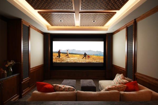 A cozy Santa Barbara home theater (2015)