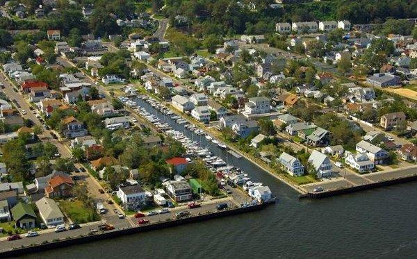 Captains Cove Marina - Highlands