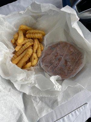 Conch fritters and fries