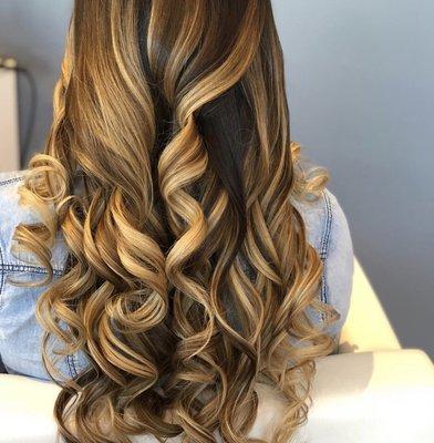 This hair! Gorgeous hair for this beautiful Blo babe!