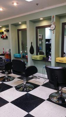 Hair cutting/perming/dyeing/trimming/everything area