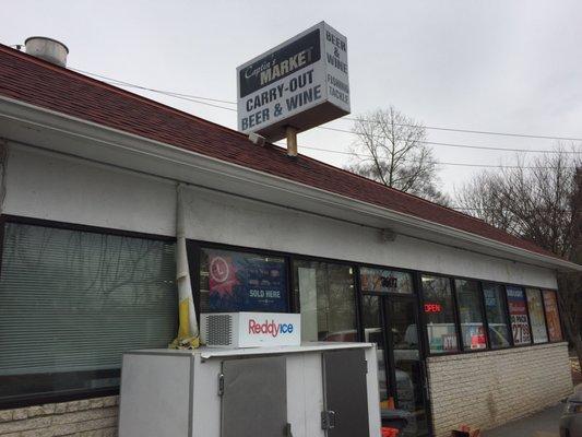 Front of store facing MacArthur Boulevard.