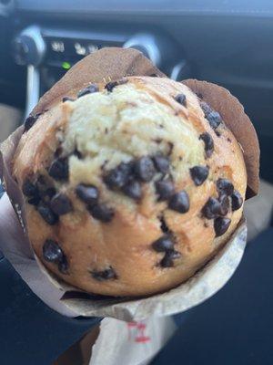 Chocolate Chip Muffin