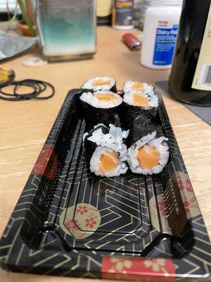 Salmon roll