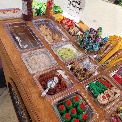 Snack bar, Fruit Bar, Tostibar, Chips bar, 
Nachos, Candy Bar. You name it we have it. 
DM us for inquiries and or availability.