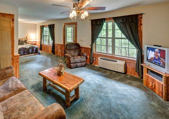 Lake Forest Luxury Log Cabins