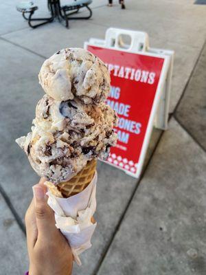 Small waffle cone with Moose Tracks ice cream