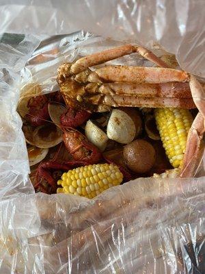 snow crab + crawfish + clams seafood boil